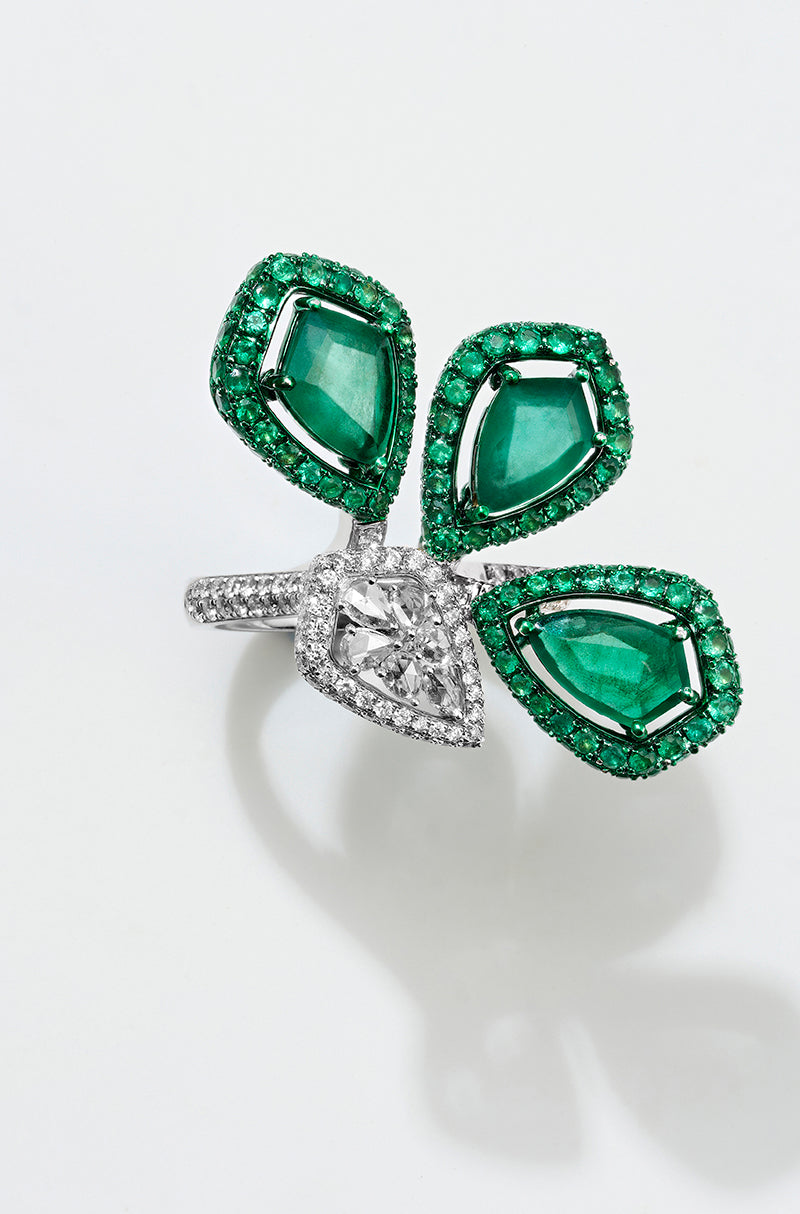 Armour Cut Trine Ring