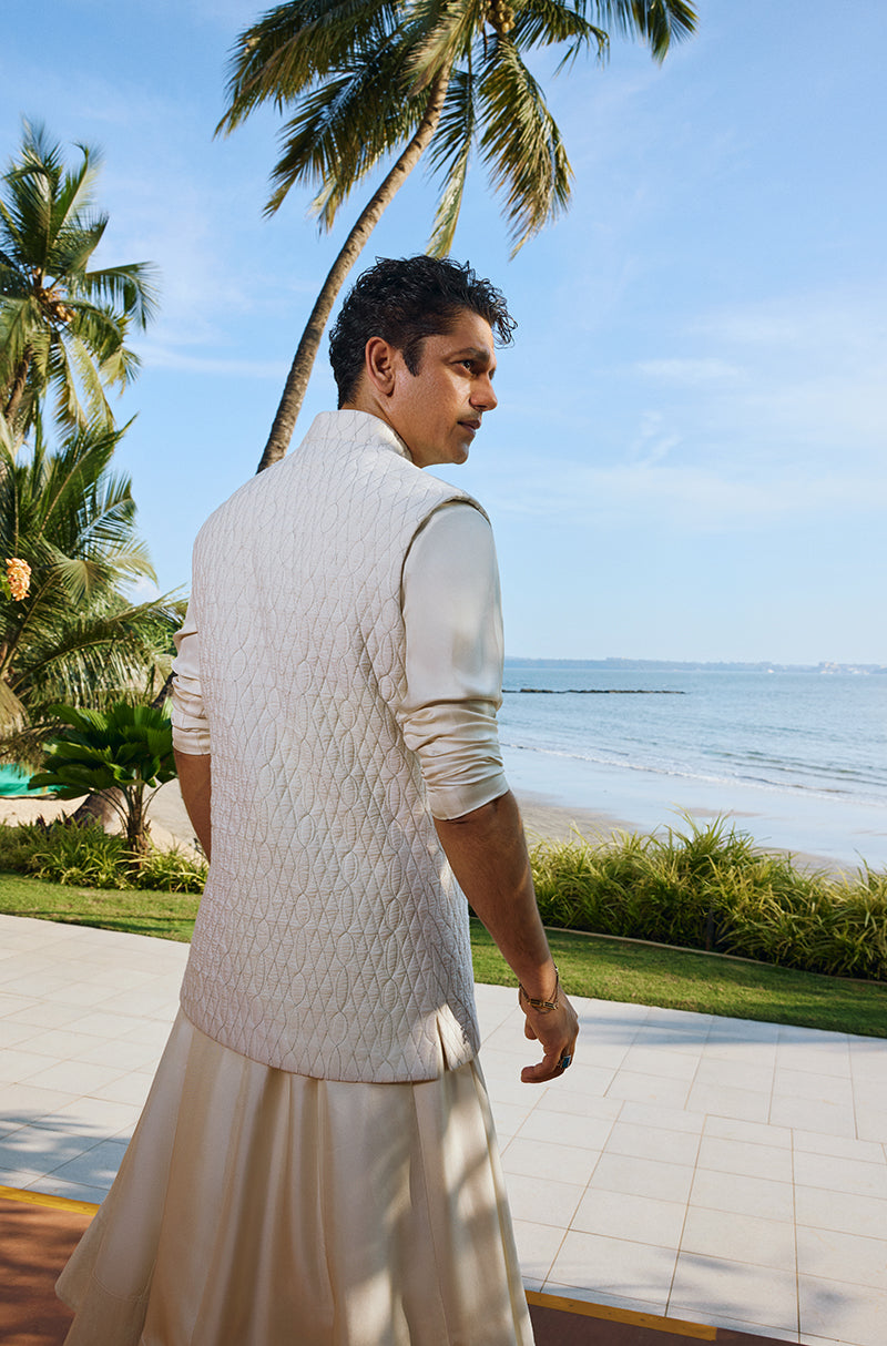 Vijay Varma in our Ivory Quilted Bundi Set