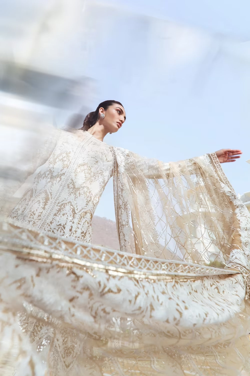 Kashmiri Beige Kalidar set