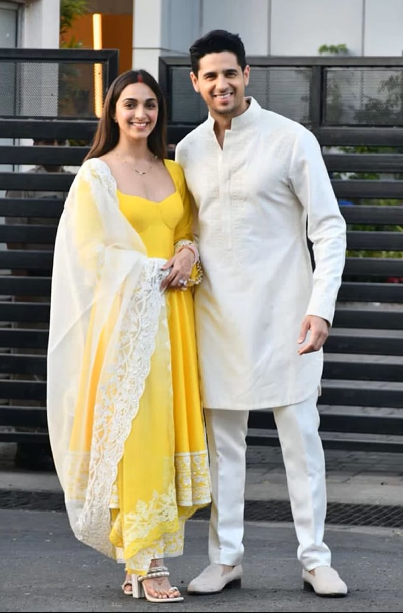 Sidharth Malhotra in our Ivory Kurta