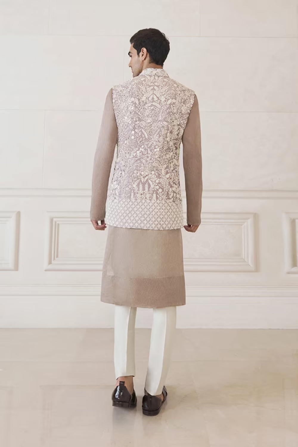 Lilac Rawsilk with Pearl Embroidery Bundi Set