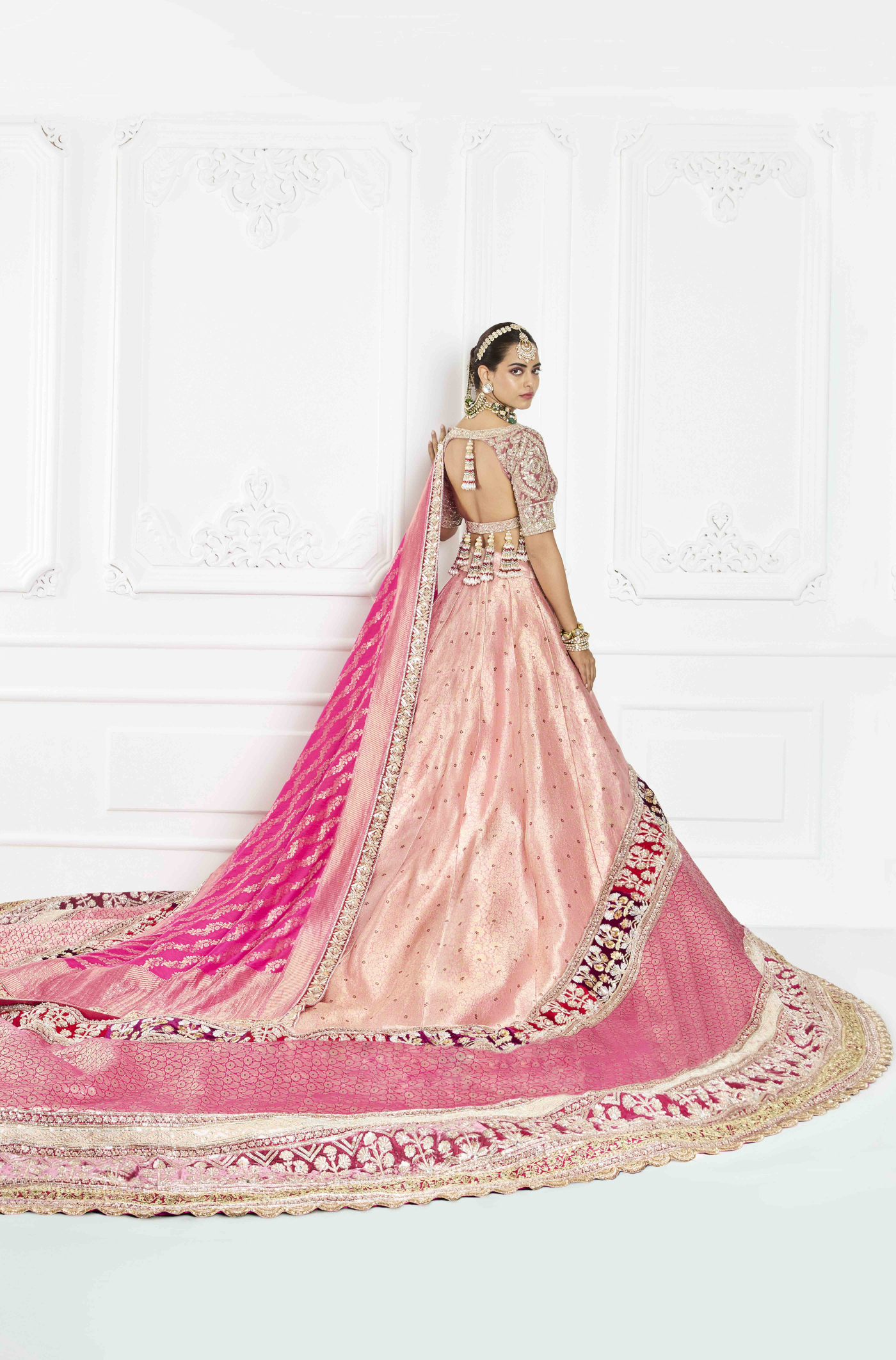Peach & Pink Trailing Brocade Lehenga Set
