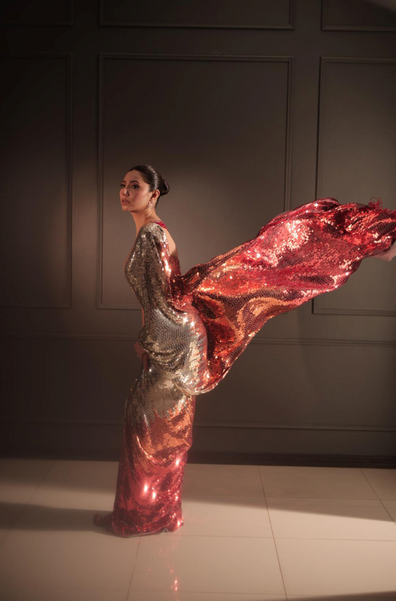 Mahira Khan in our Gold Shaded Sequin Georgette Saree Set