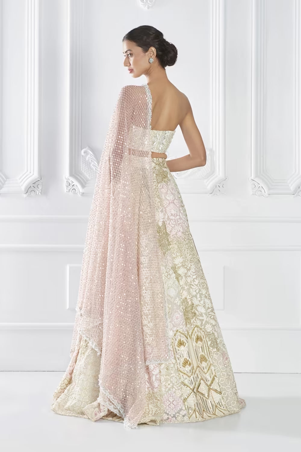 Ivory Kashmiri Mijwan Threadwork Lehenga Set