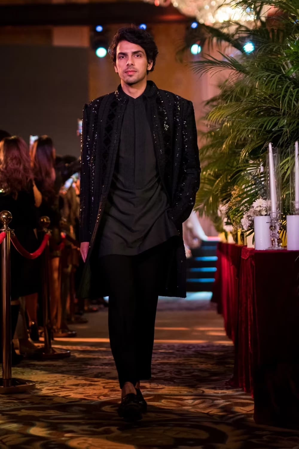 Black Chevron Embroidered Open Sherwani Set – Manish Malhotra