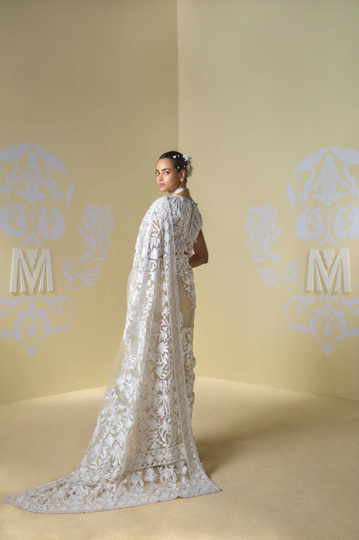 Cream Kashmiri Embroidered Saree Set