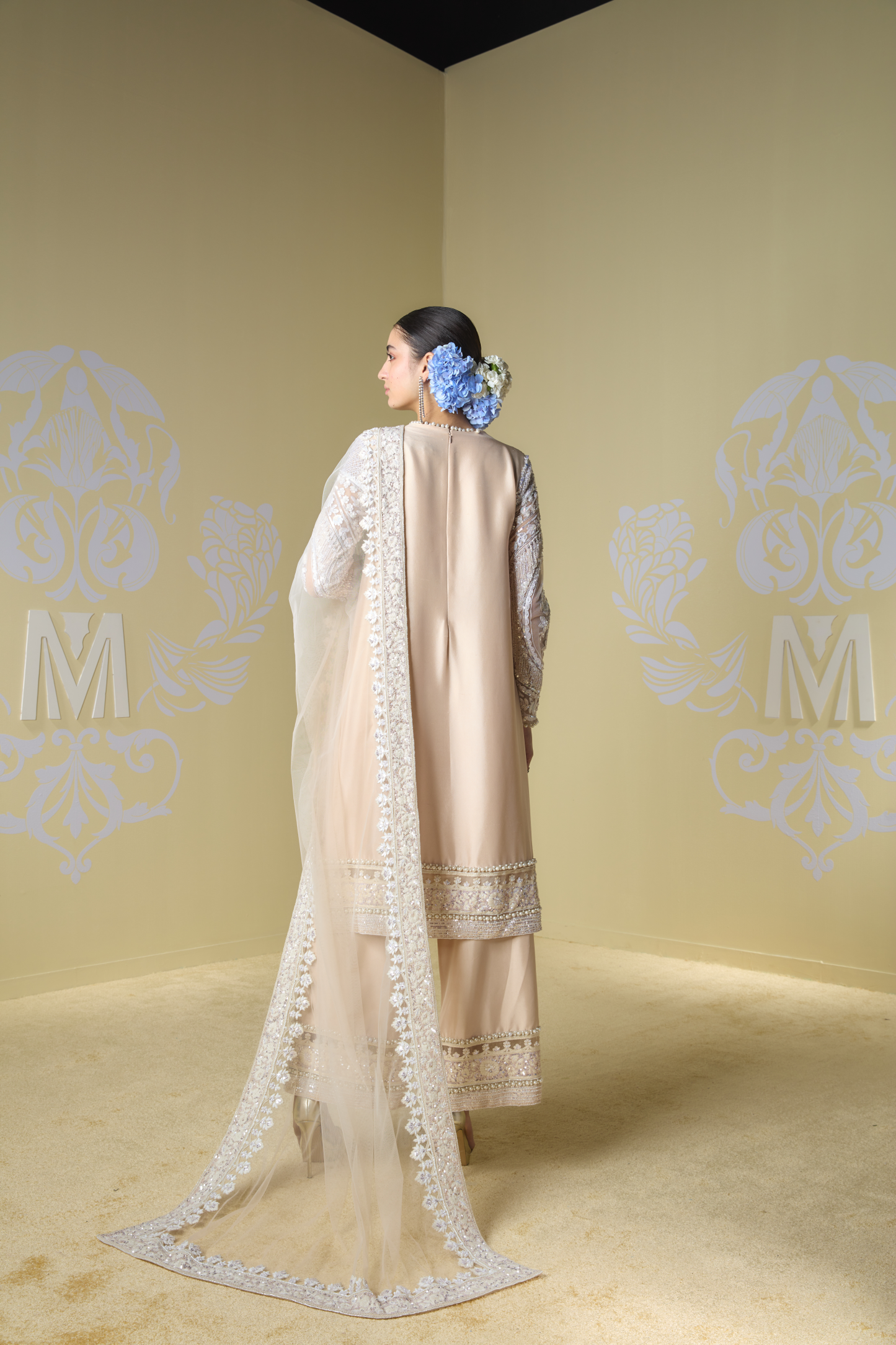 Cream Kashmiri Embroidered Kurta Set