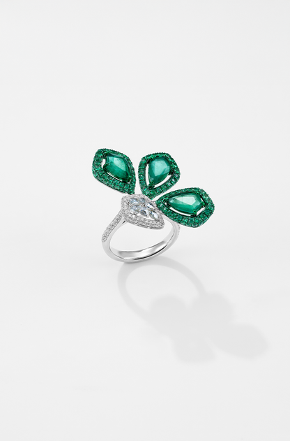 Armour Cut Trine Ring