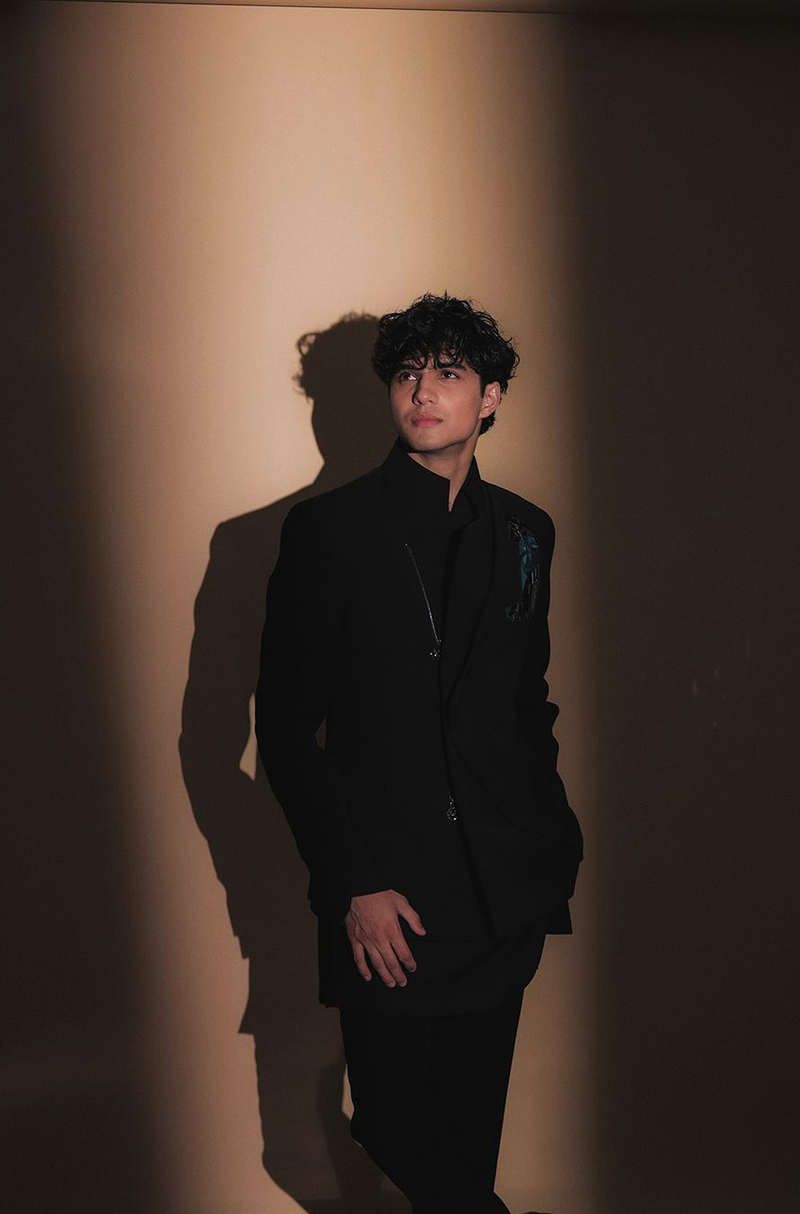 Abhay Verma in our Black Overlapped Bandhgala Set