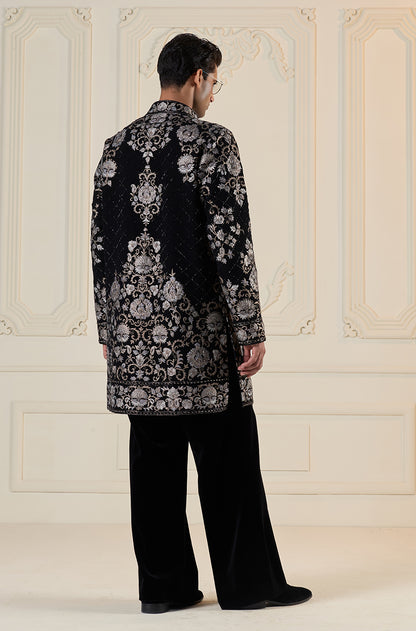 Black Embroidered Kurta