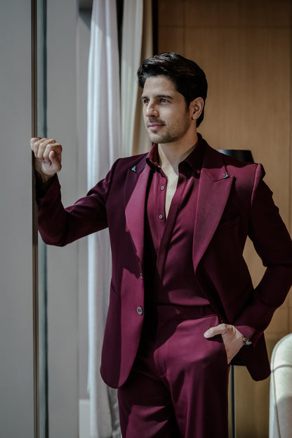 Sidharth Malhotra in our Marlowe Red Smart Cut Suit