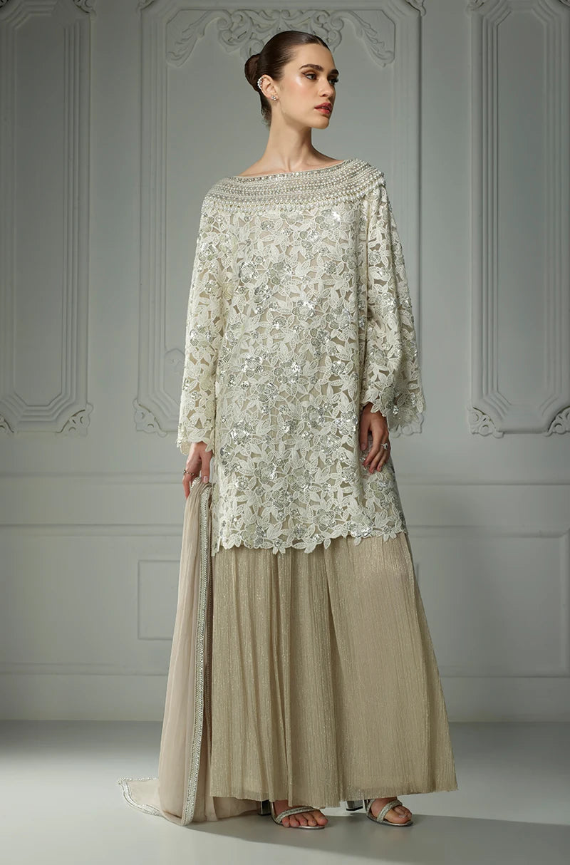 Ivory Gold Boat Neckline Embroidered Kurta Set