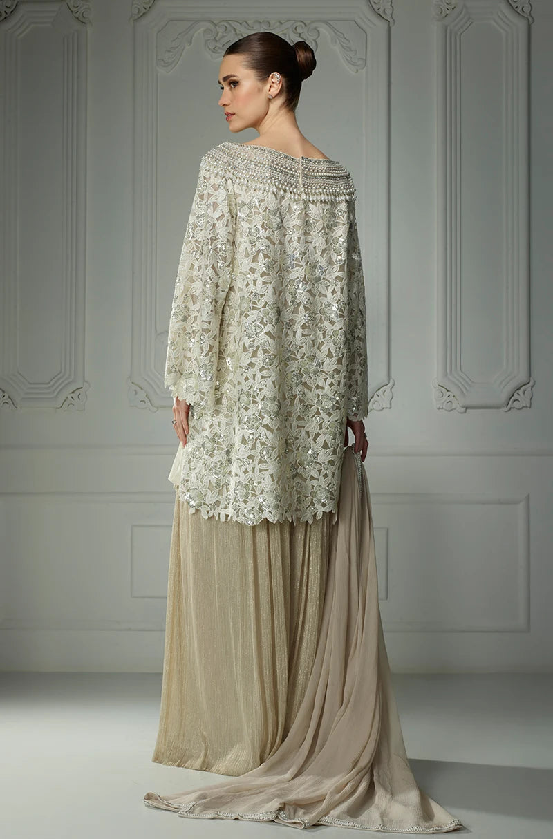 Ivory Gold Boat Neckline Embroidered Kurta Set