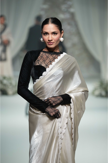 Oyster Grey Organza with Scallop Border Saree Set