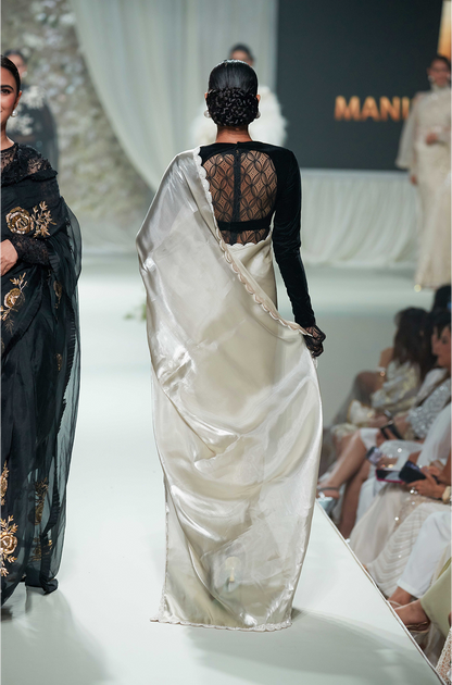 Oyster Grey Organza with Scallop Border Saree Set