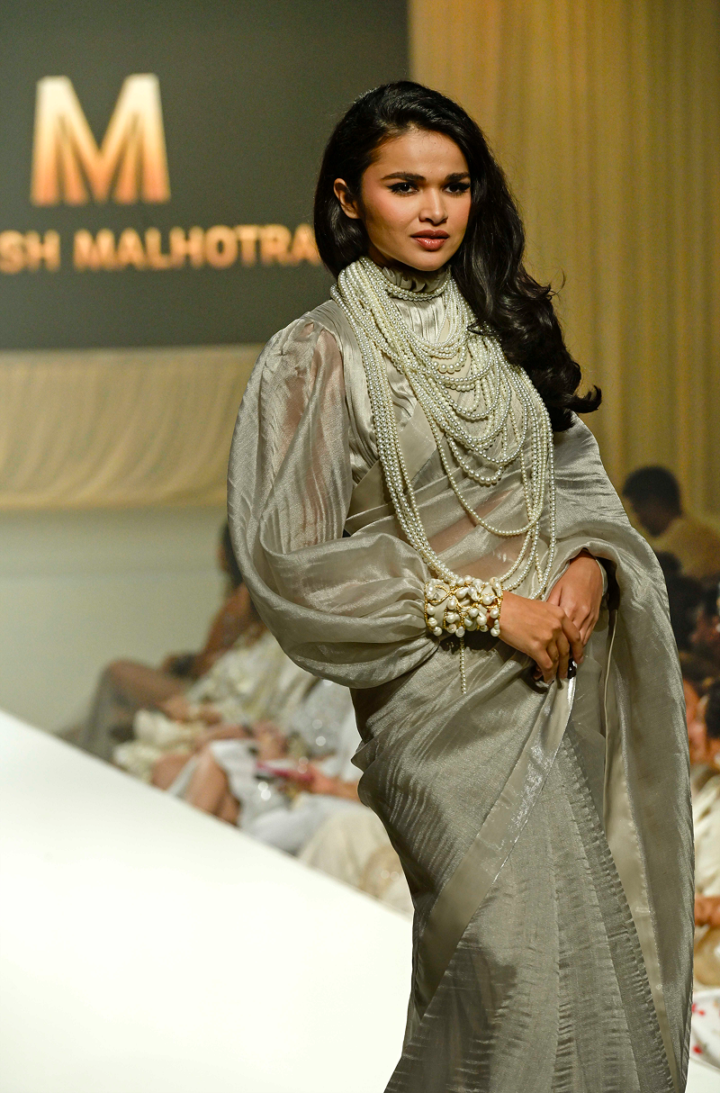 Grey Textured with Ruffled Blouse Saree Set