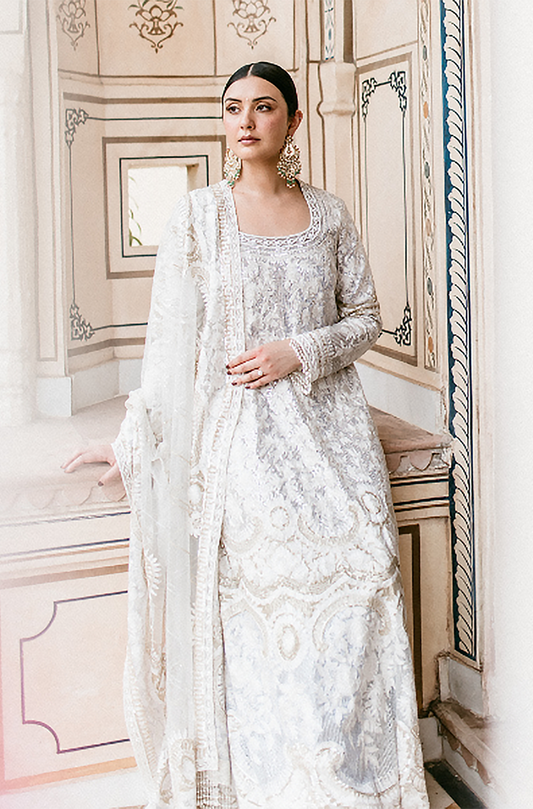 Bride: Kimran Sidhu in Nooraniyat Kurta