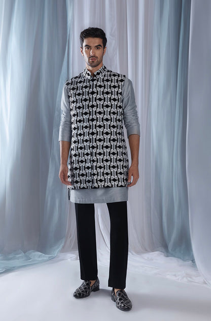 Mijwan Black Thread Embroidered Bundi Set