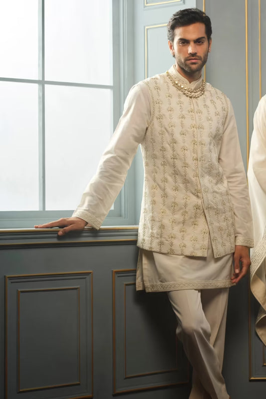 Ivory Floral Dori Embellished Bundi Set