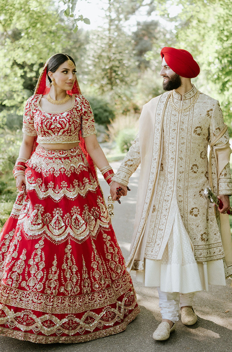 Bride: Mandy Dhaliwal & Groom: Pavan Dhaliwal in our Classic MM Couple Outfit