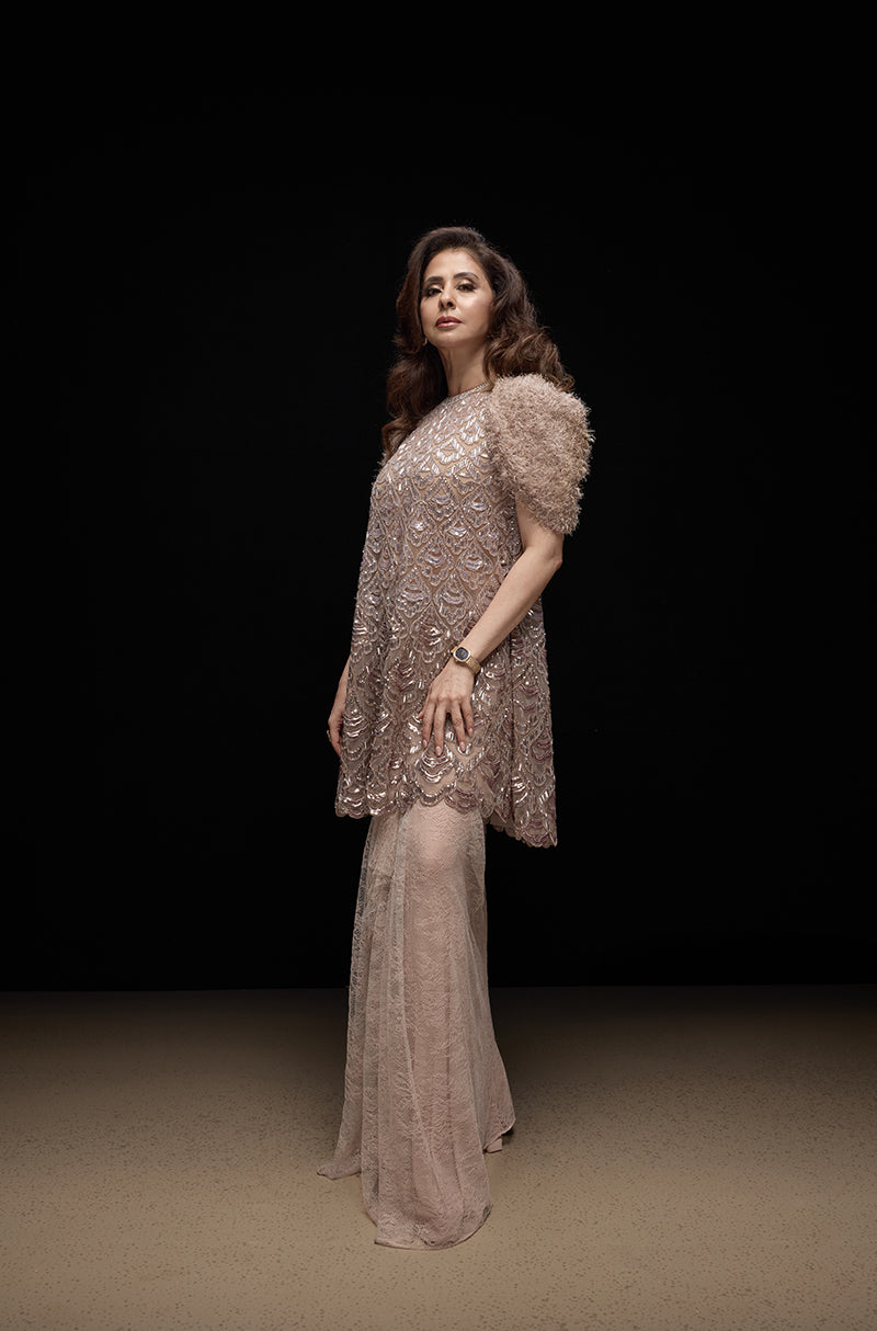 Urmila Matondkar In Our Oyster Taban Sequin Kurta Set