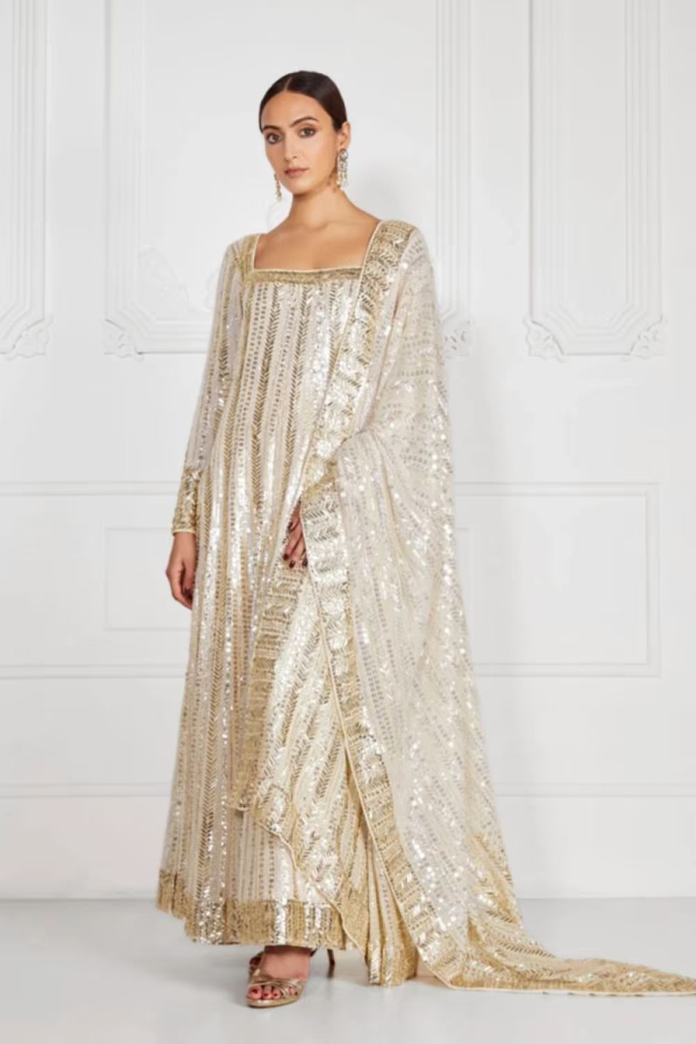 Ivory Embroidered Taban Anarkali Kurta Set