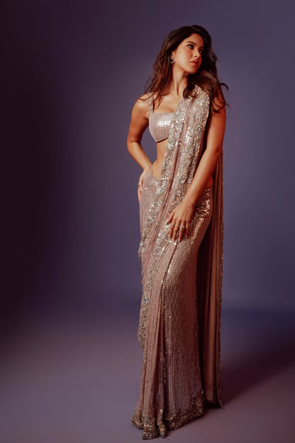 Shanaya Kapoor in all Glam Sequin Saree