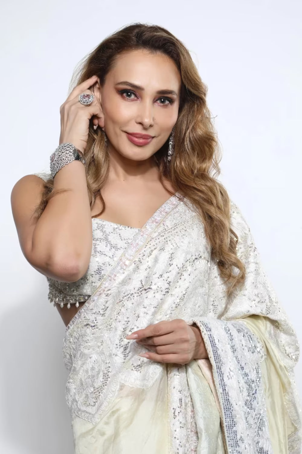 Luila Vantur in our Tri-Coloured Kashmiri Saree