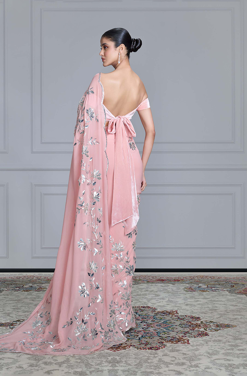 Dusty Pink Taban Embroidered Saree Set