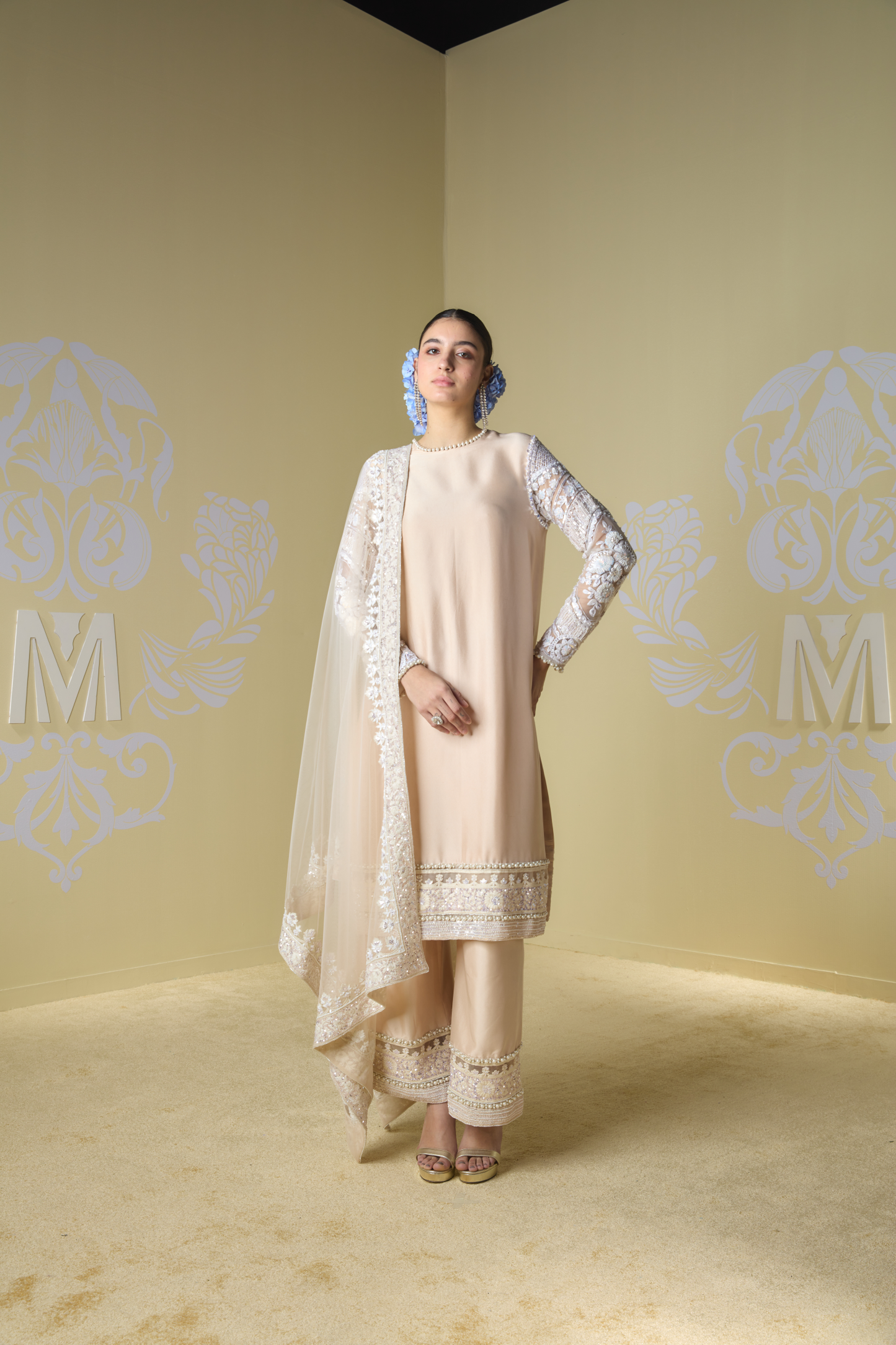 Cream Kashmiri Embroidered Kurta Set