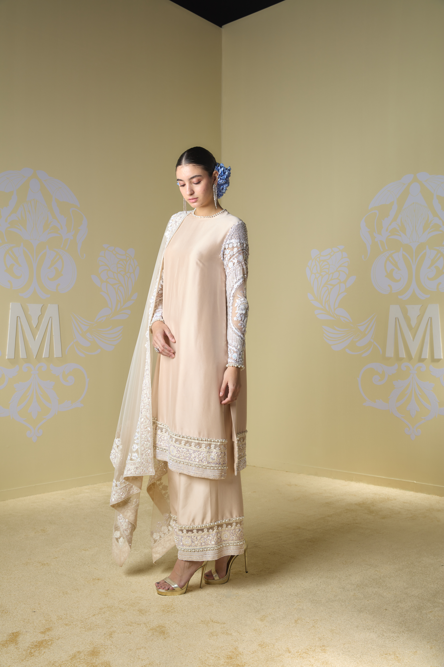 Cream Kashmiri Embroidered Kurta Set