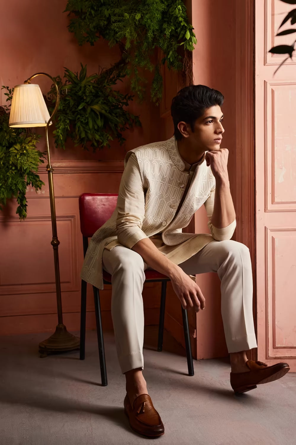 Fawn Geometric Dori Embroidered Bundi Set