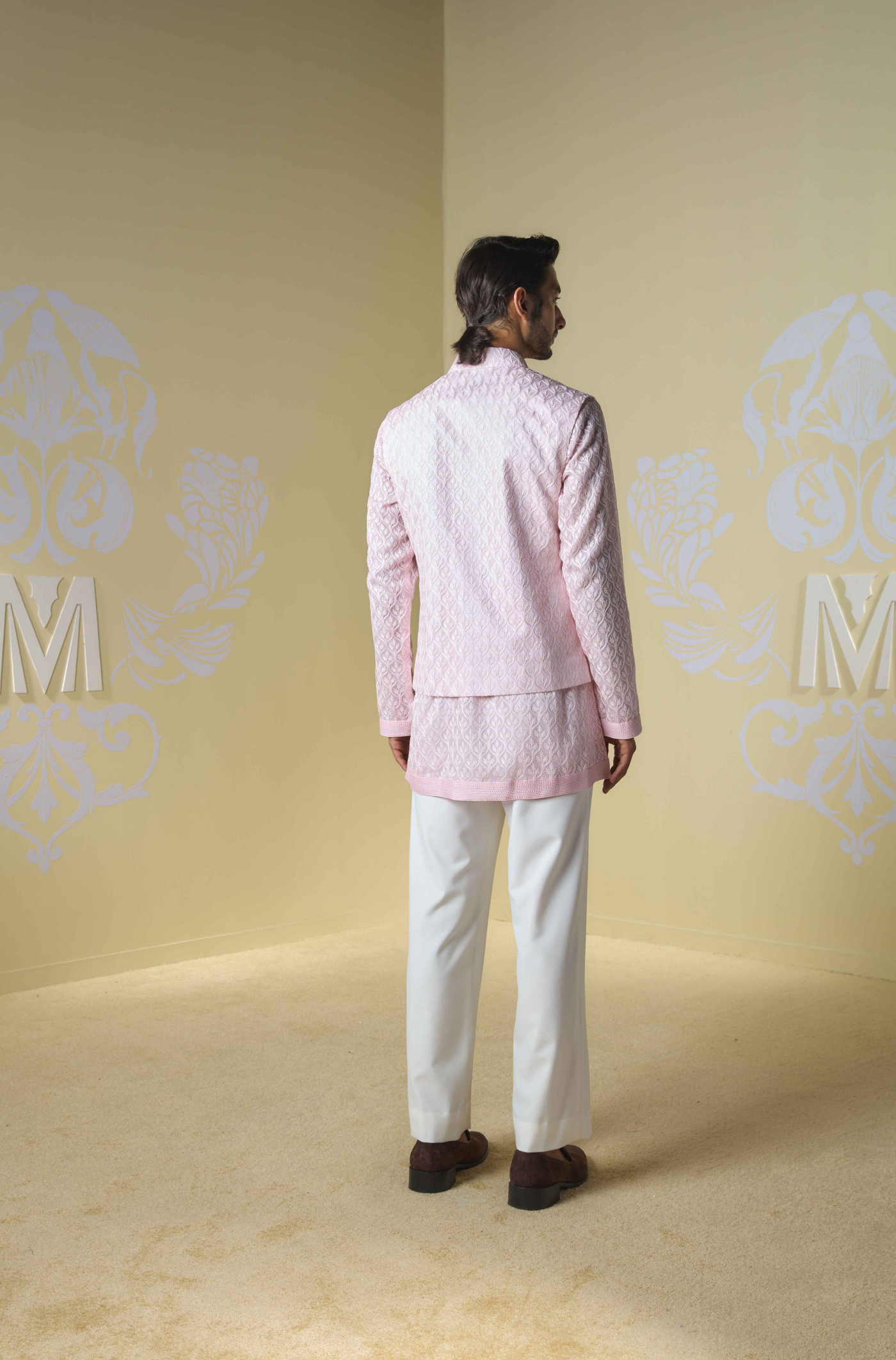 Pink Kashmiri Embroidered Bundi Set