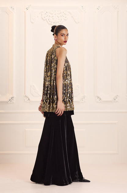 Light Grey Ombré Floral Embroidered Sequins In-Cut Kurta Set