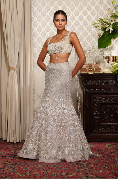 Grey Tulle Embroidered Fish Cut Skirt Set