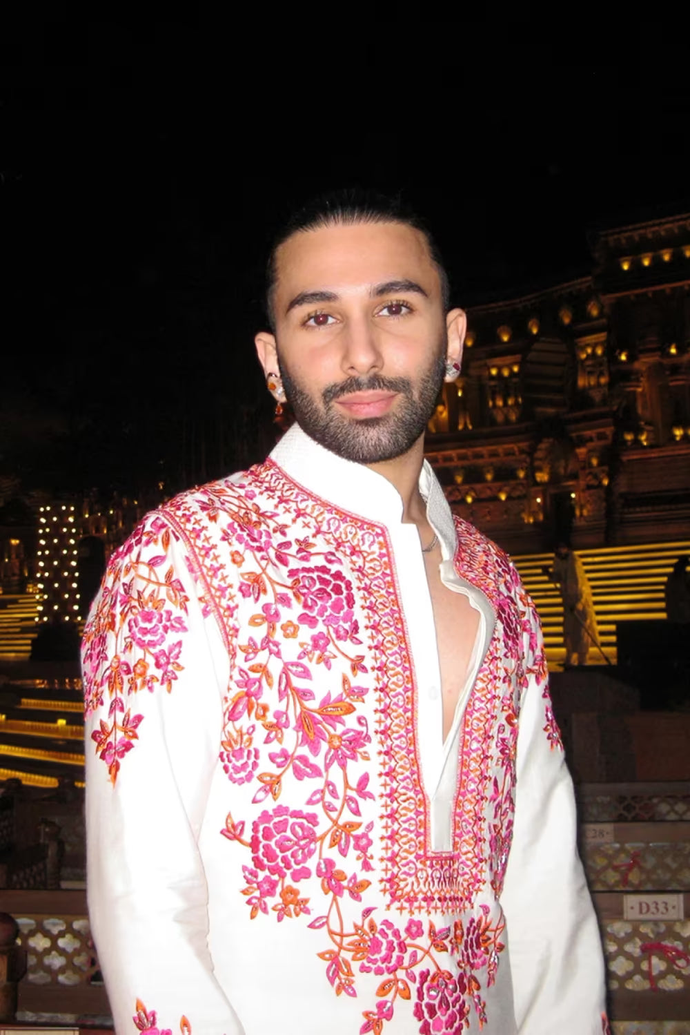 Orhan Awatramani in our Off White Embroidered Kurta