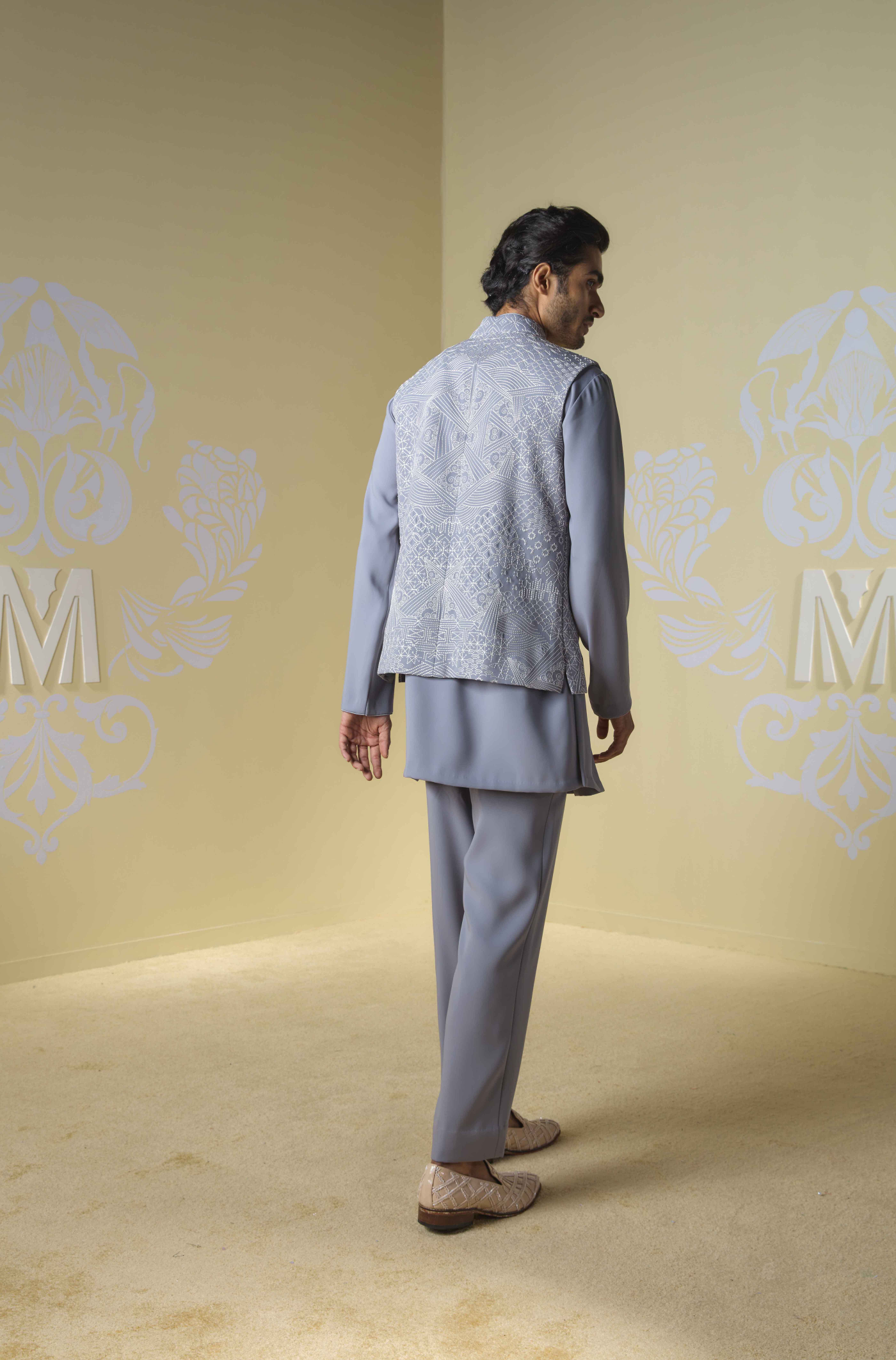 Grey Embroidered Bundi Set