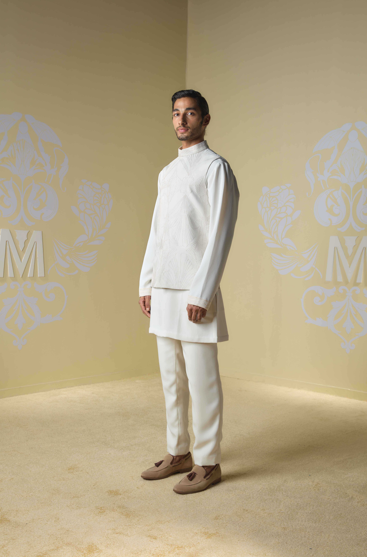 Ivory Embroidered Bundi Set